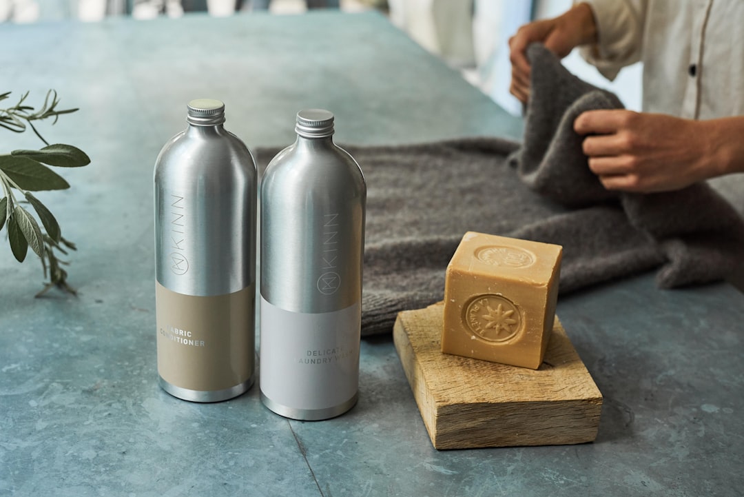 journey-01 KINN Living eco-friendly refillable cleaning and laundryy products. Photographed by Ollie Grove